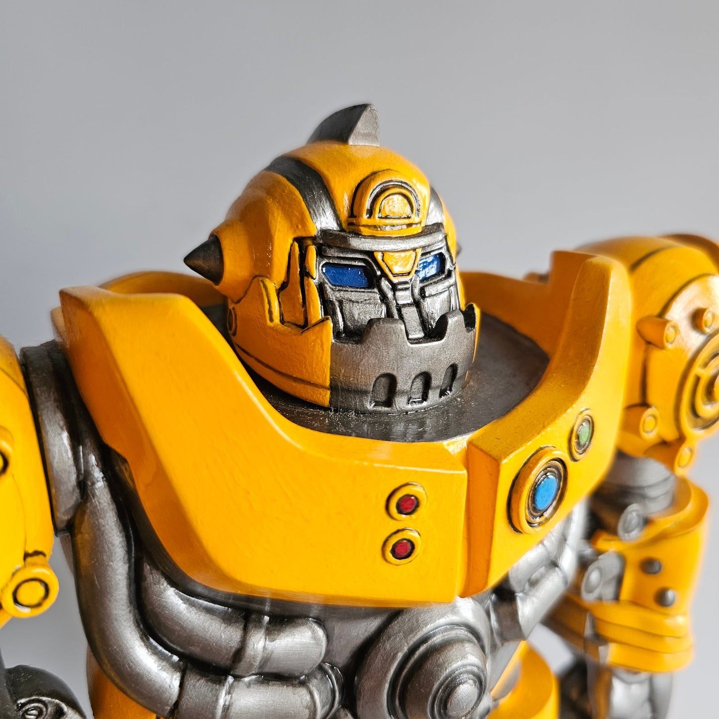 Mark 2 - Simon Sim: BUMBLE BEE
